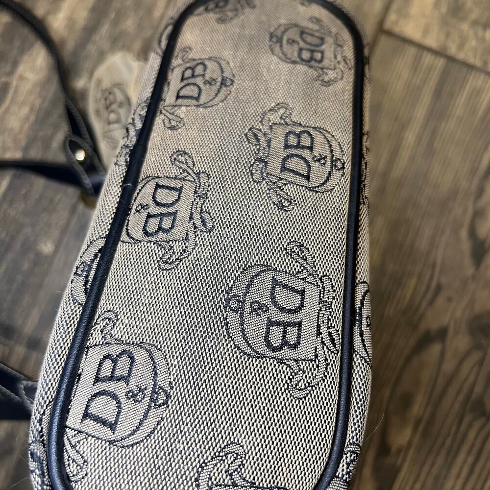Dooney & Bourke Vintage Jacquard Logo Bag - Picture 3 of 4
